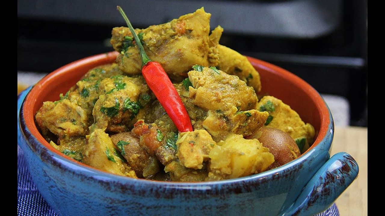 Video thumbnail: Slow Cooker Curry Chicken With Potatoes | CaribbeanPot.com